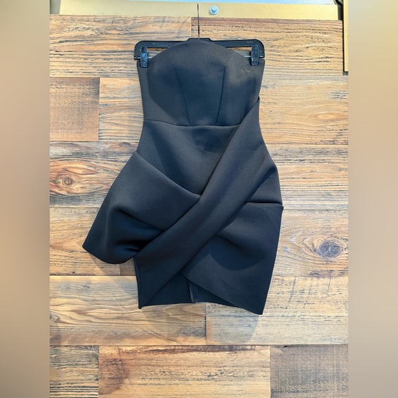 NWOT ASOS Elegant Black Neoprene Wrap Style Strapless Dress - Picture 3 of 8
